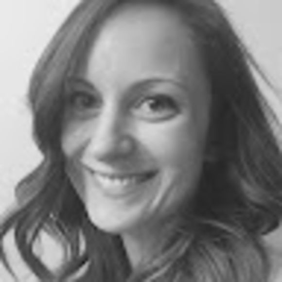 Meet your Posher, Nicole - Picture 1 of 1